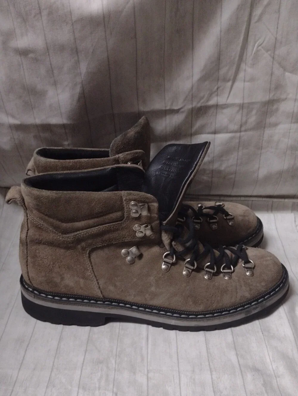 Aether Men's Brown Suede Boots (J1152)